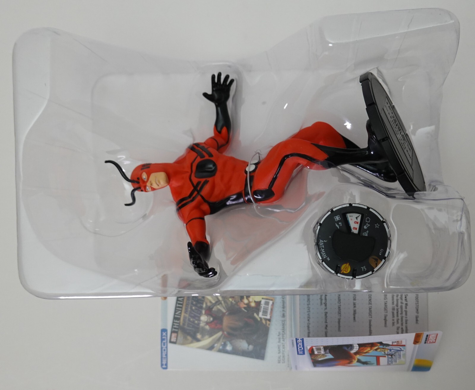 Giant-Man & Ant-man Marvel Heroclix Chaos War Figures. Wizkids/Neca 2012 Open