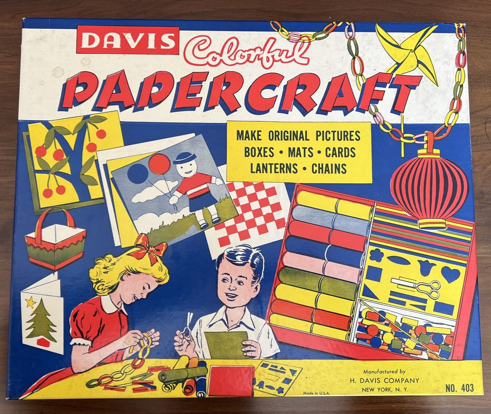 RARE Vintage 1940’s Davis “Colorful Papercraft” Craft Kit – New in Box!