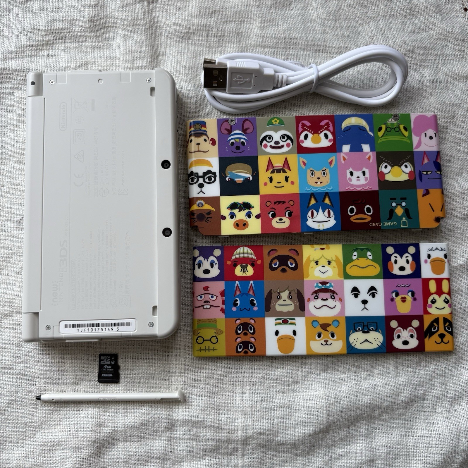 Nintendo new 3DS Animal Crossing Kisekae Plate touch pen 4GB SD card USB Ued JP