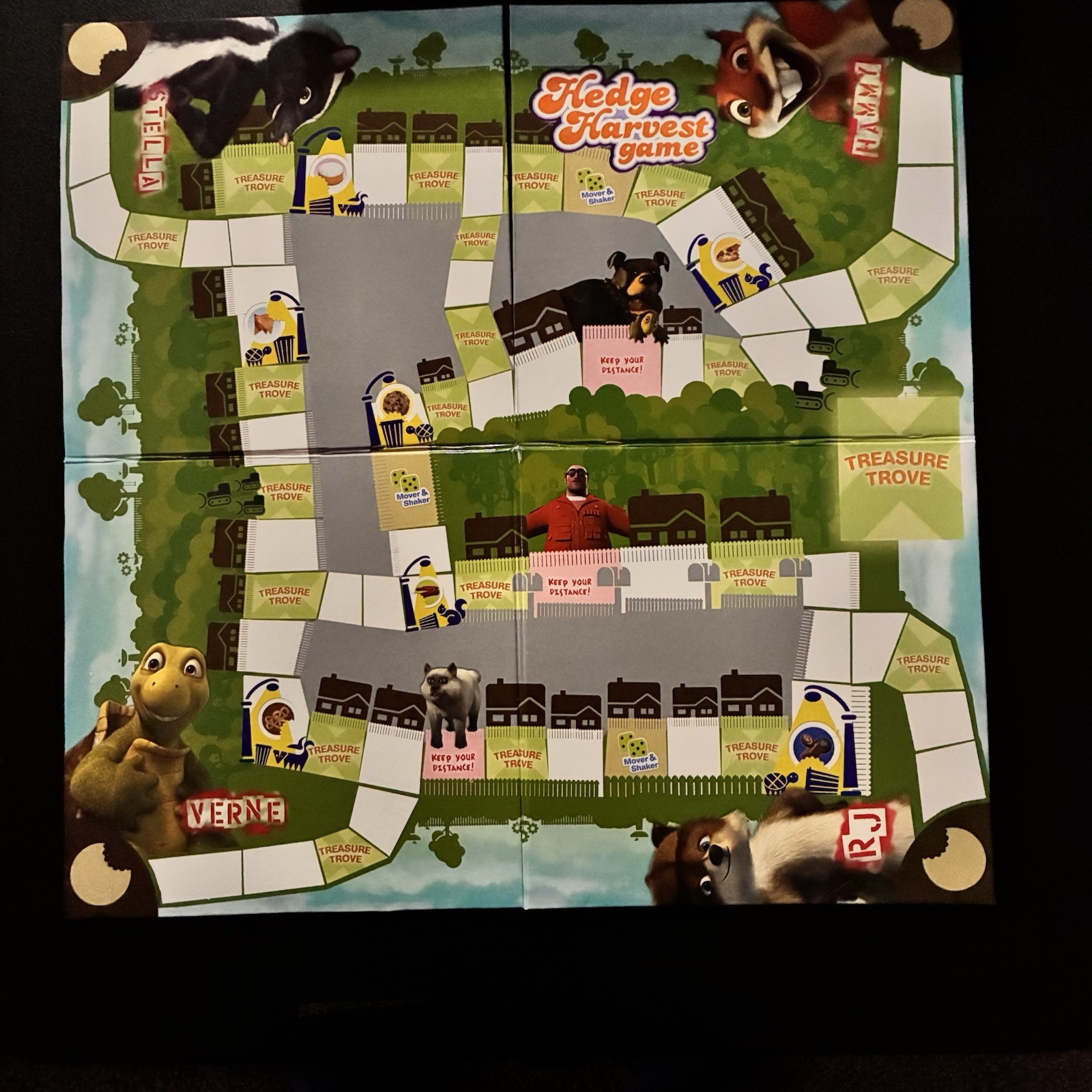 Over the Hedge: Hedge Harvest Board Game w/Free “The Nut Job” New DVD