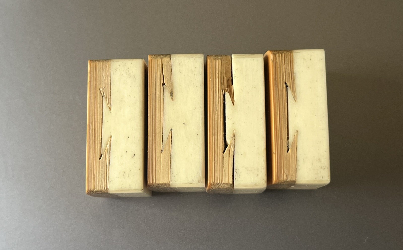 1 Vtg 1920’s Quality Mahjong Bone/Bamboo Replacement Tile 8 DOT – thick bone