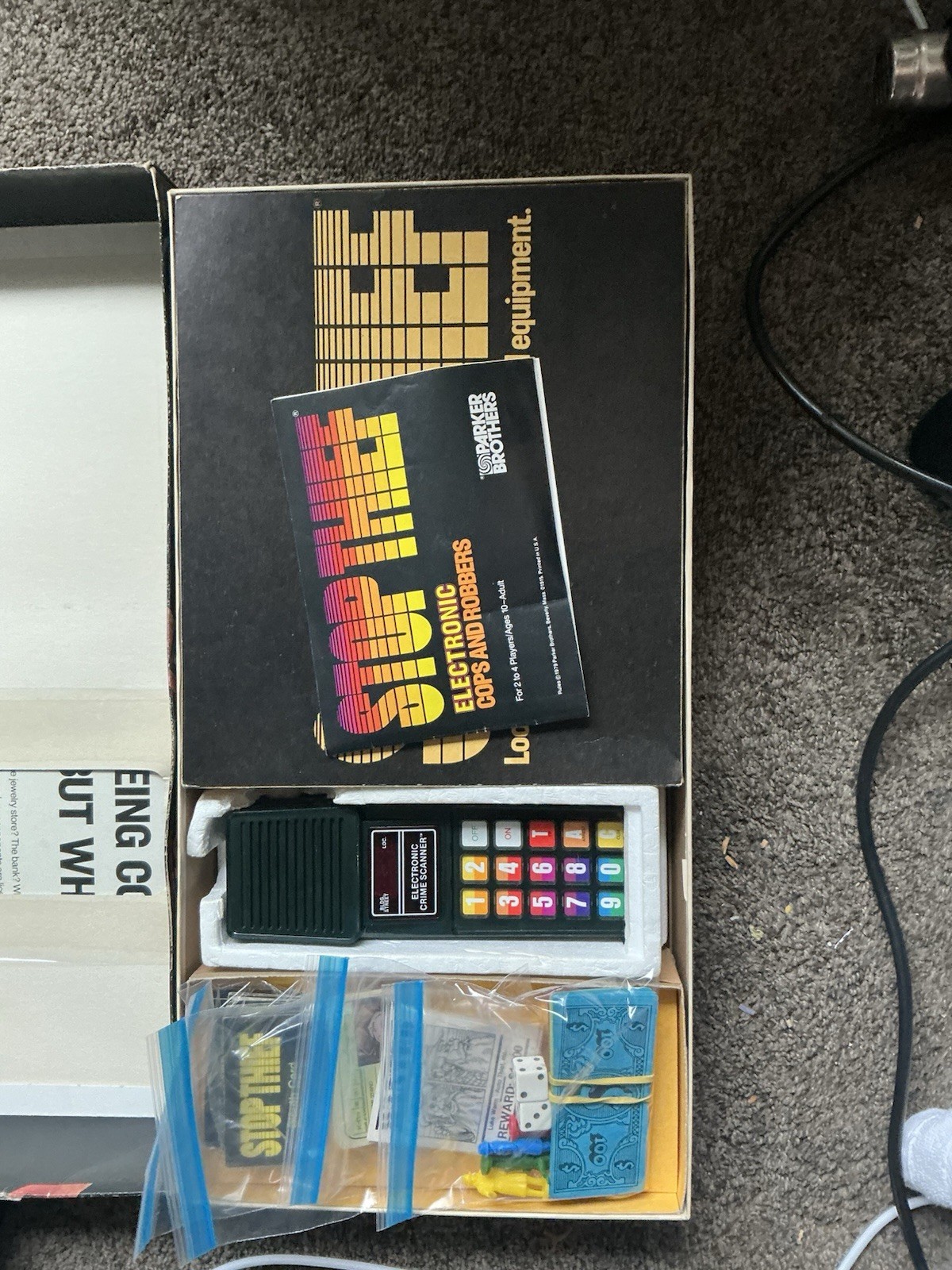 Vtg 1979 STOP THIEF Electronic Cops & Robbers Board Game – 99% Complete Tested