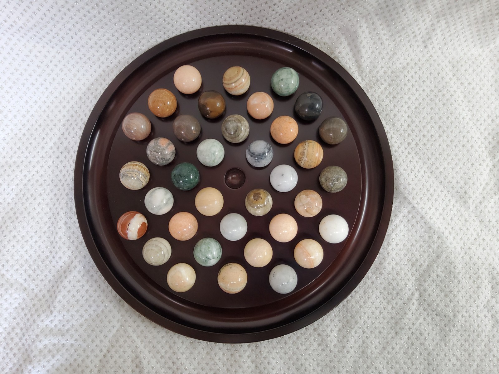 Bombay Company Natural Stone Marbles w/ Solitaire Board Game 1994 Vintage EUC