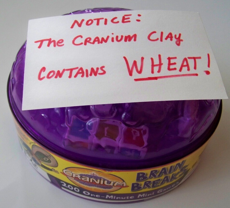 Cranium Brain Breaks – 200 One Minute Mini Games – cards dice – CONTAINS WHEAT