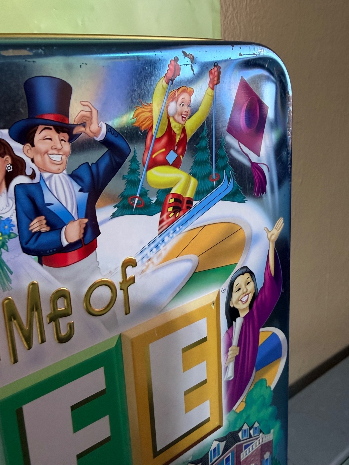 The Game of Life Collector’s Edition Tin COMPLETE Milton Bradley 2000