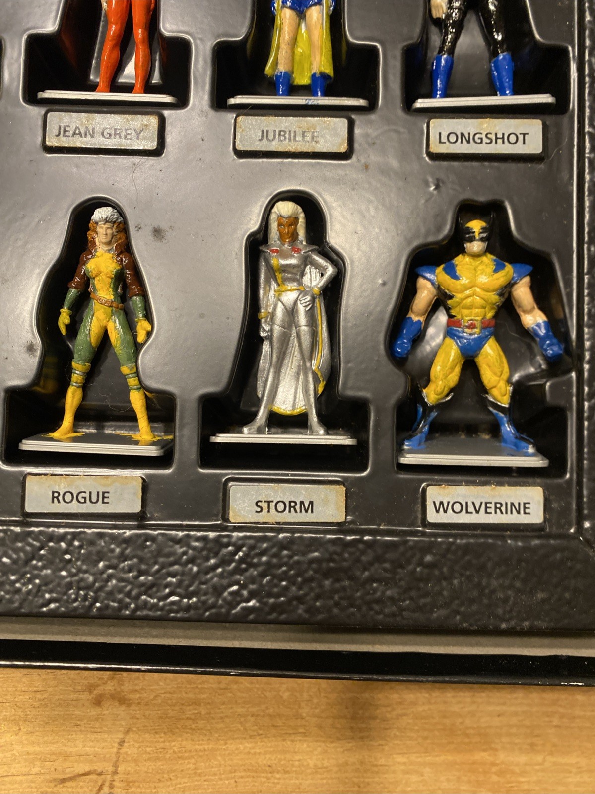 Vintage 1994 X-Men Under Siege Board Game COMPLETE Pressman Marvel w/ 18 Figures
