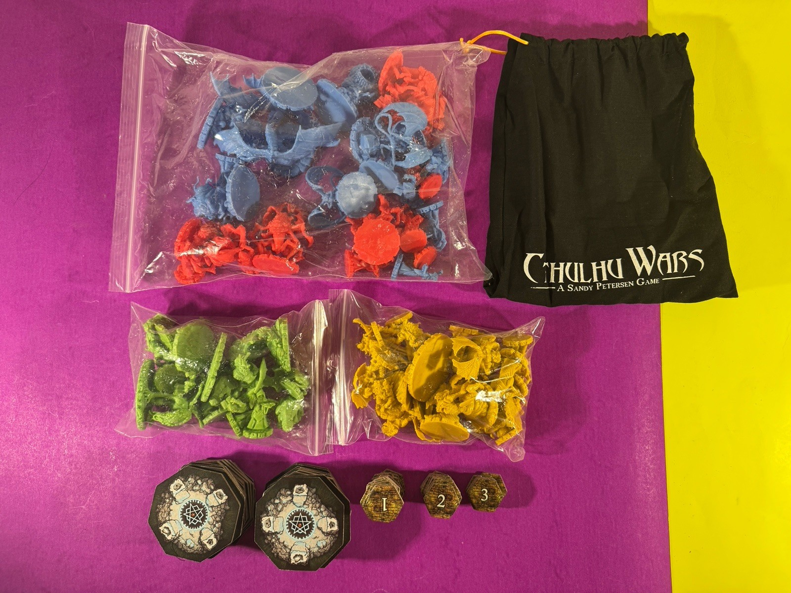 Cthulhu Wars A SANDY PETERSEN Game Kickstarter First Edition 2014 Green Games