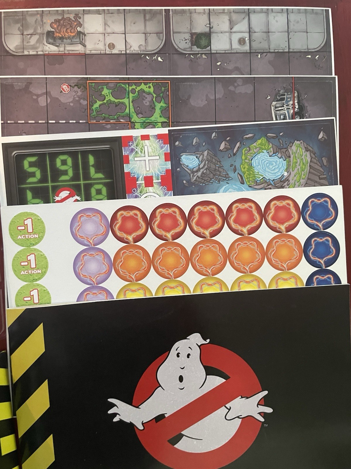 Ghostbusters The Board Game by Cryptozoic Entertainment Complete Unused