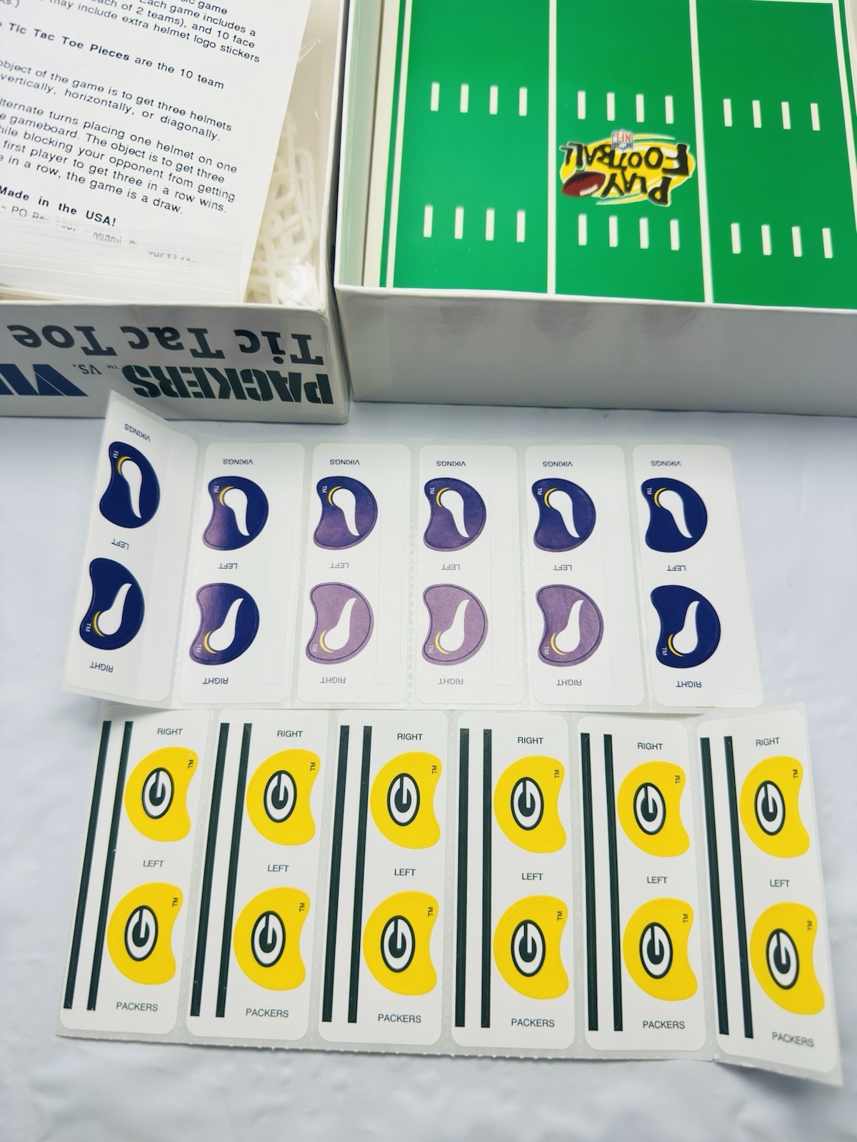 NFL Packers vs Vikings Tic Tac Toe Game Complete Set Vintage Football Board Game