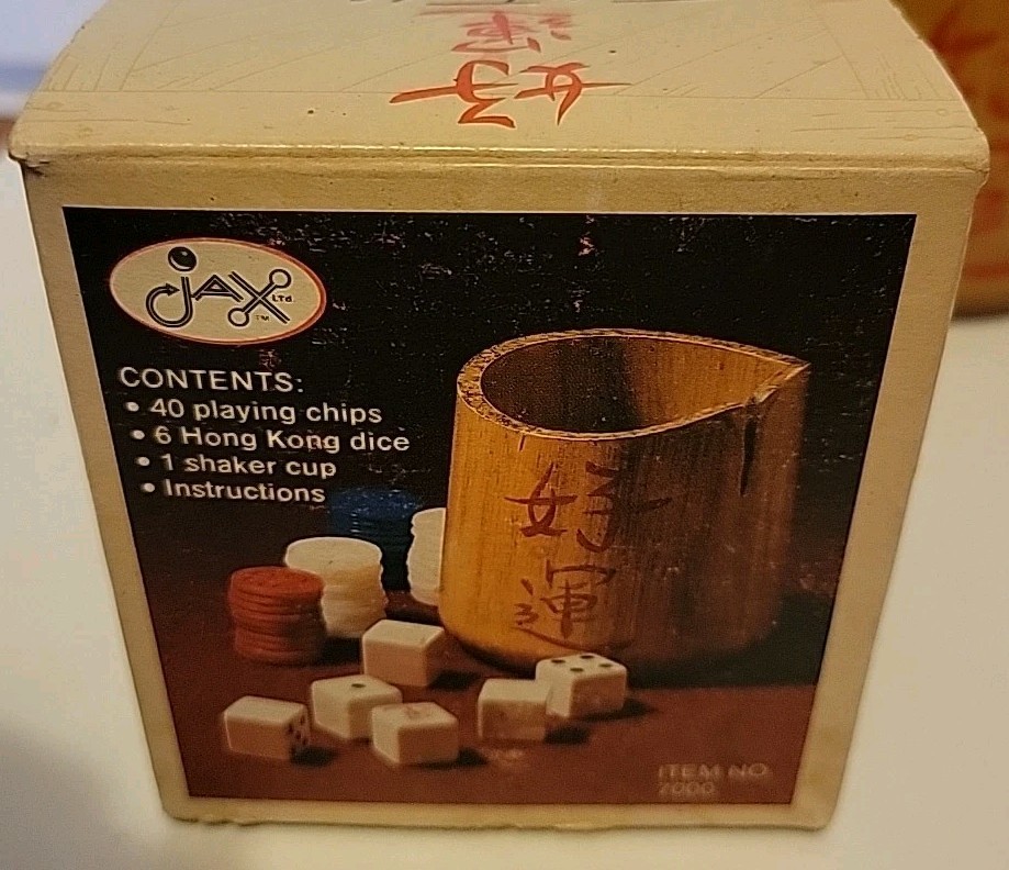VTG Fast Freddys Hong Kong Dice Game Shaker Cup Jax LTD 1983 Family Game