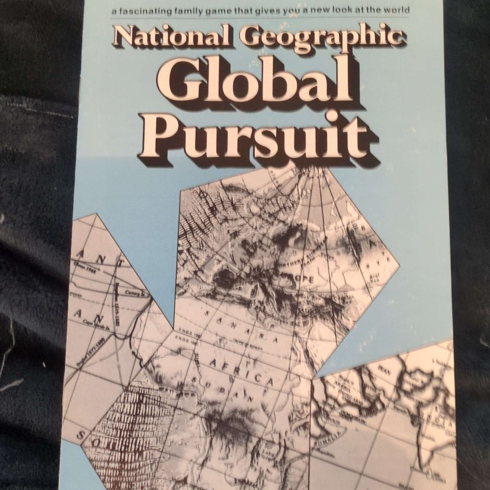 National Geographic Global Pursuit Geography Trivia Board Game Ages 8-11