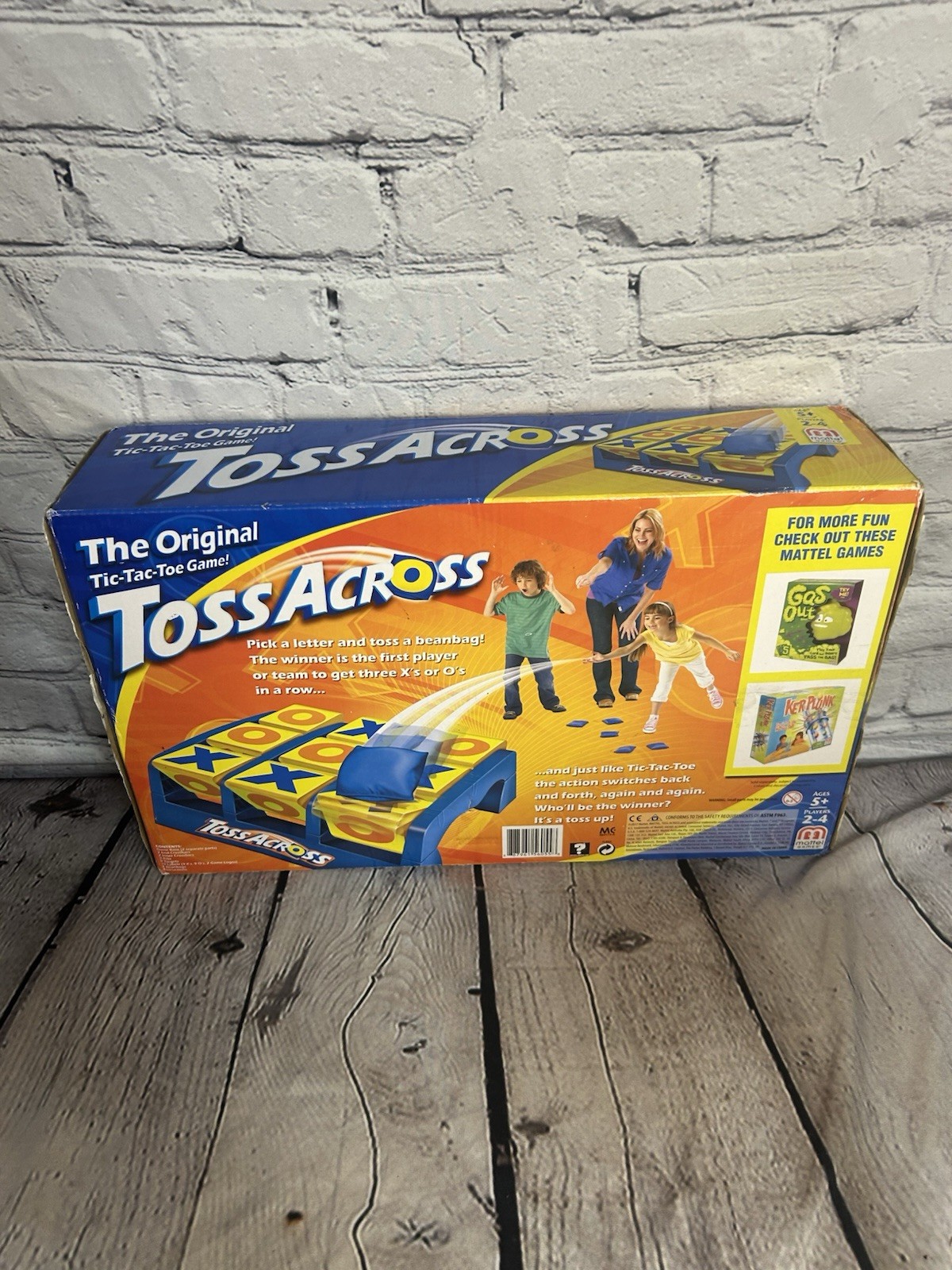 Mattel Games – Toss Across Game: The Original Tic-Tac-Toe Game