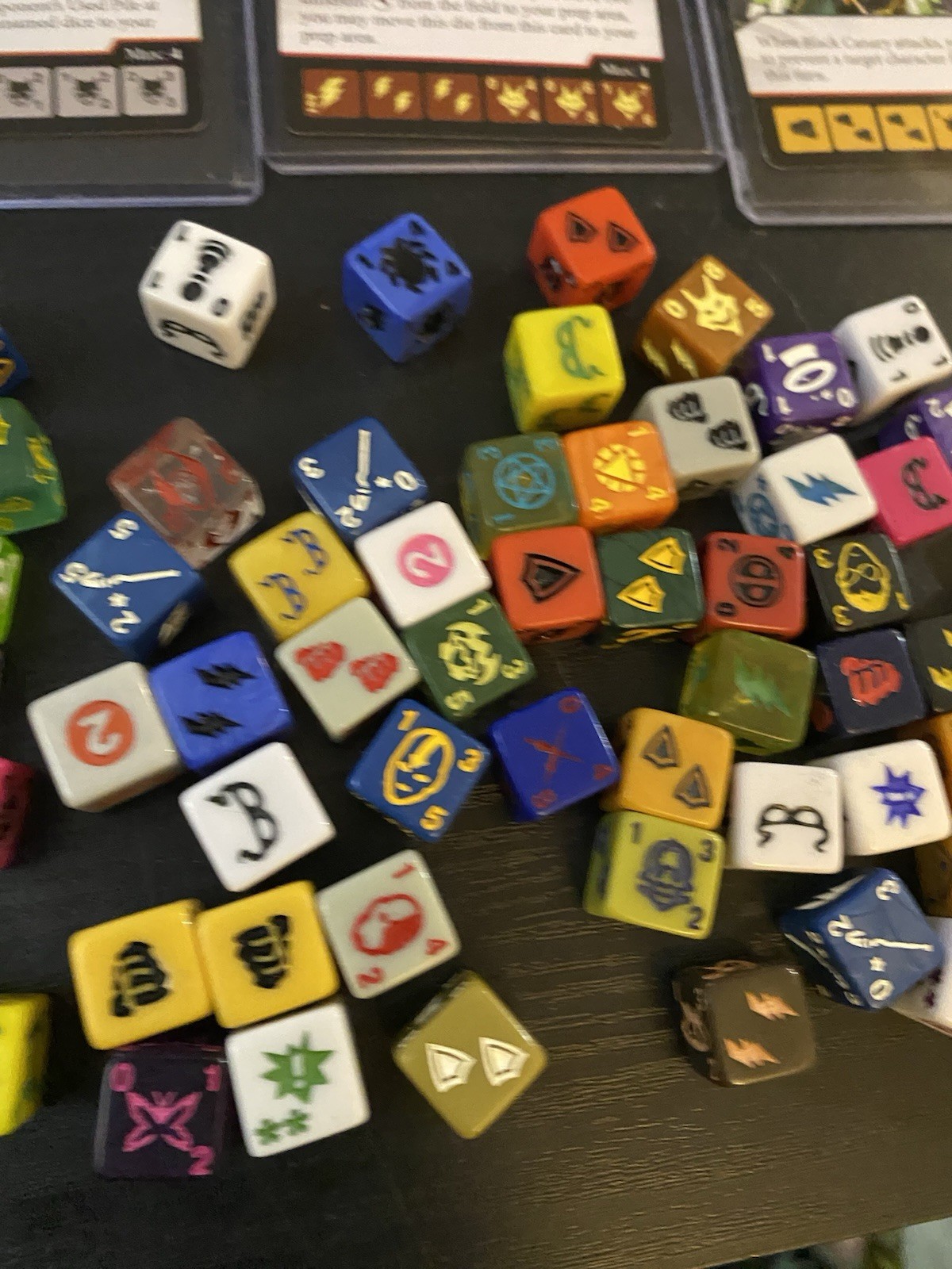 HUGE LOT- DC Dice Masters: Justice League- Wiz kids-Store Counter Box-Cards