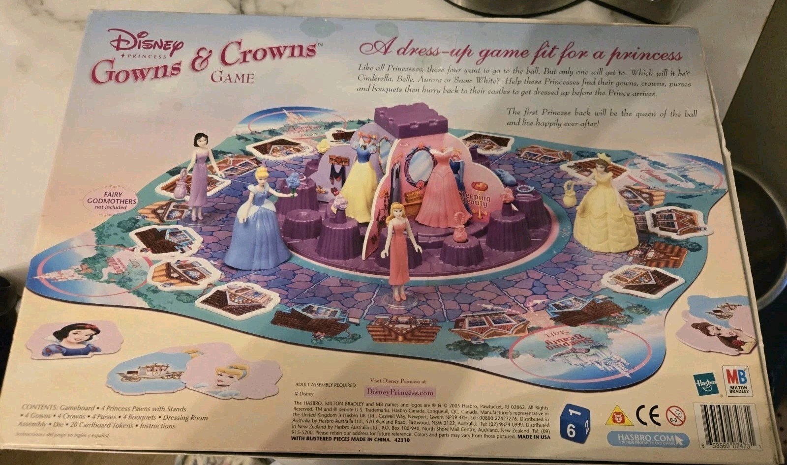 Disney Princess Gowns & Crowns Game 2005 MB Complete