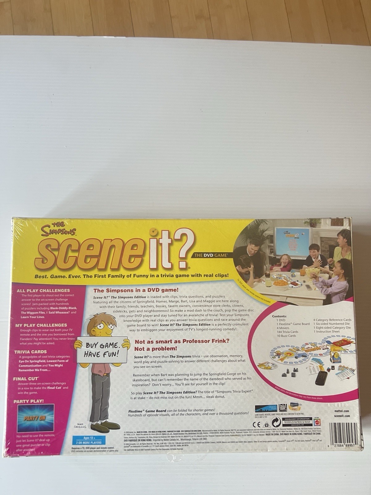 The Simpsons SCENE IT? The DVD Trivia Board Game – NIB Sealed Box damage