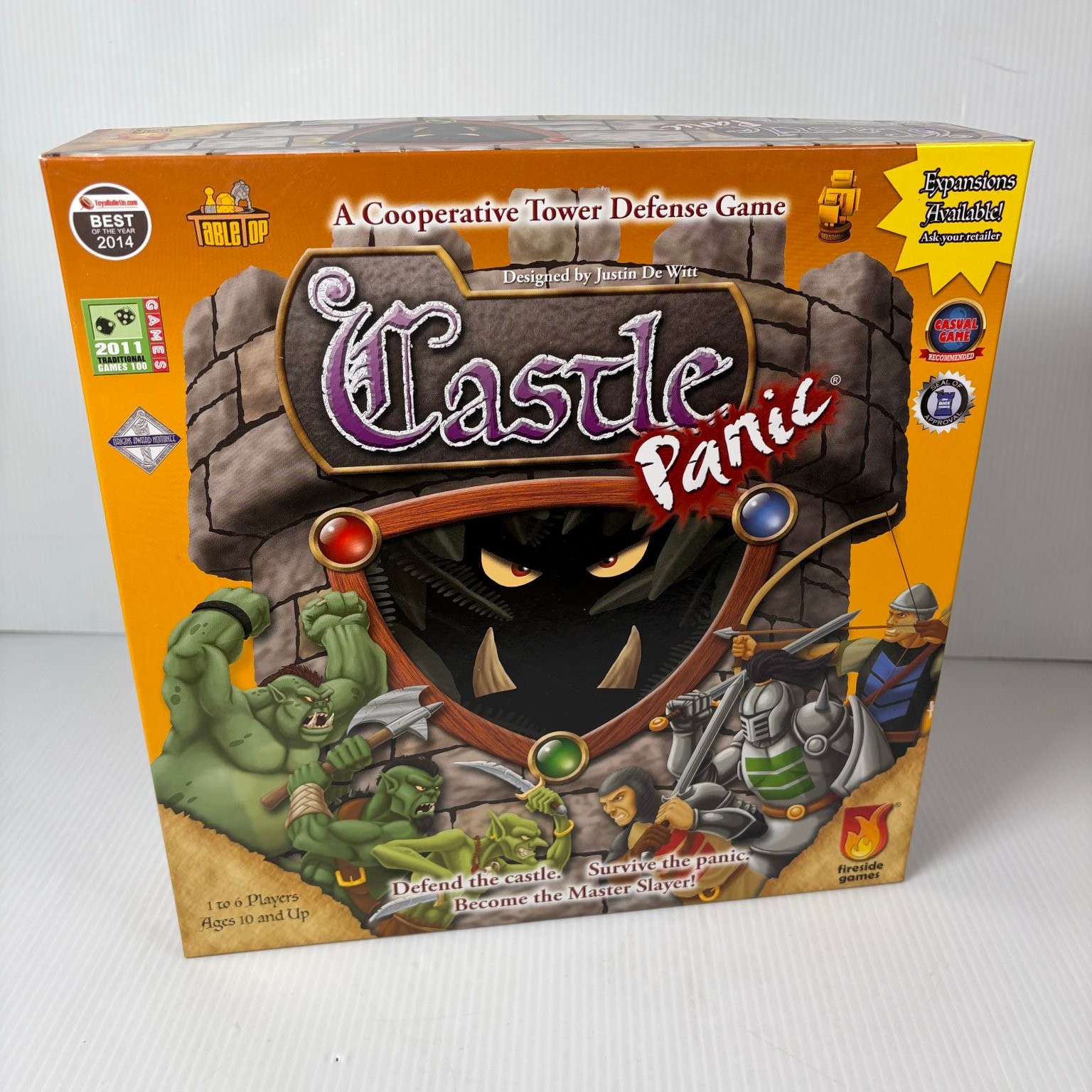 Castle Panic Fireside Games Board Game 1-6 Players 2020 Unplayed Open Box