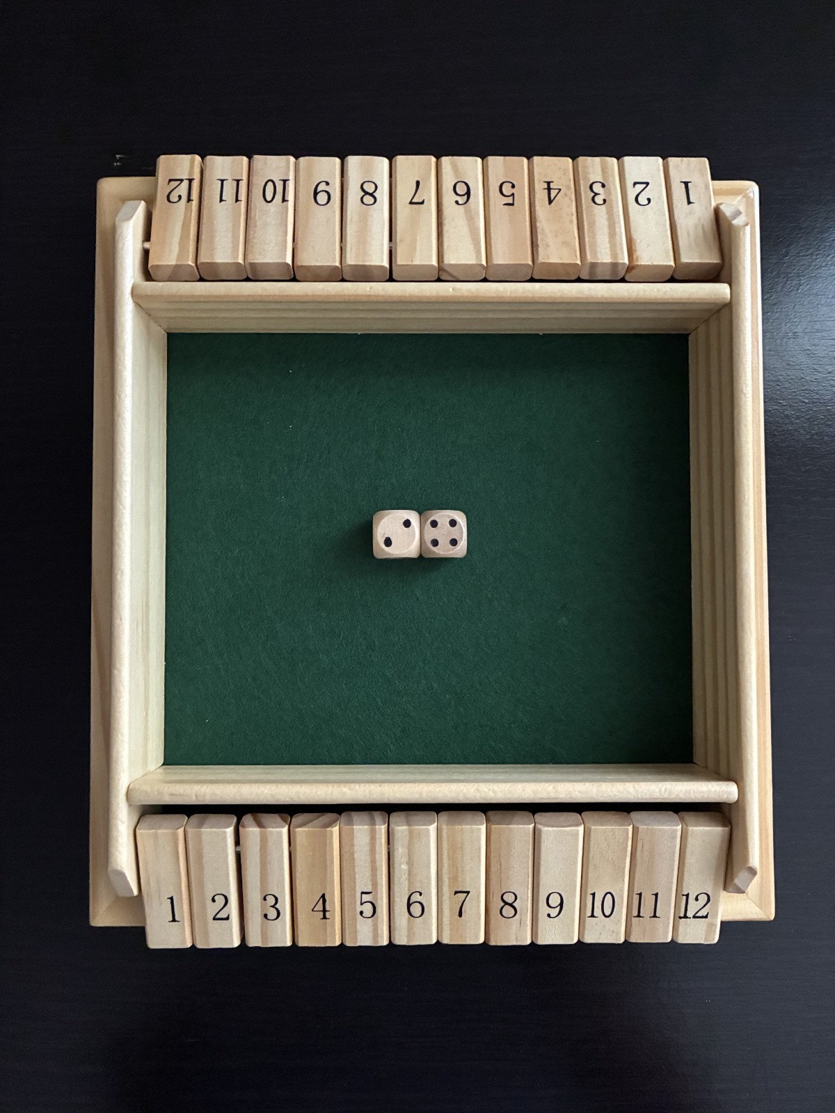 Cardinal 2-Player Shut The Box Complete