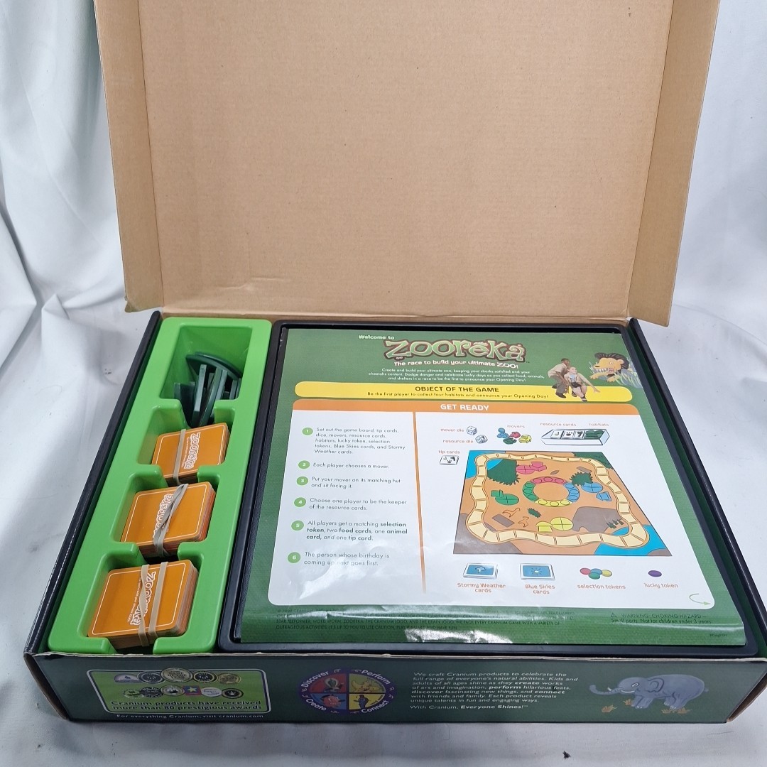 Cranium Zooreka Race to Build Your Zoo! Family Board Game 2006 Complete