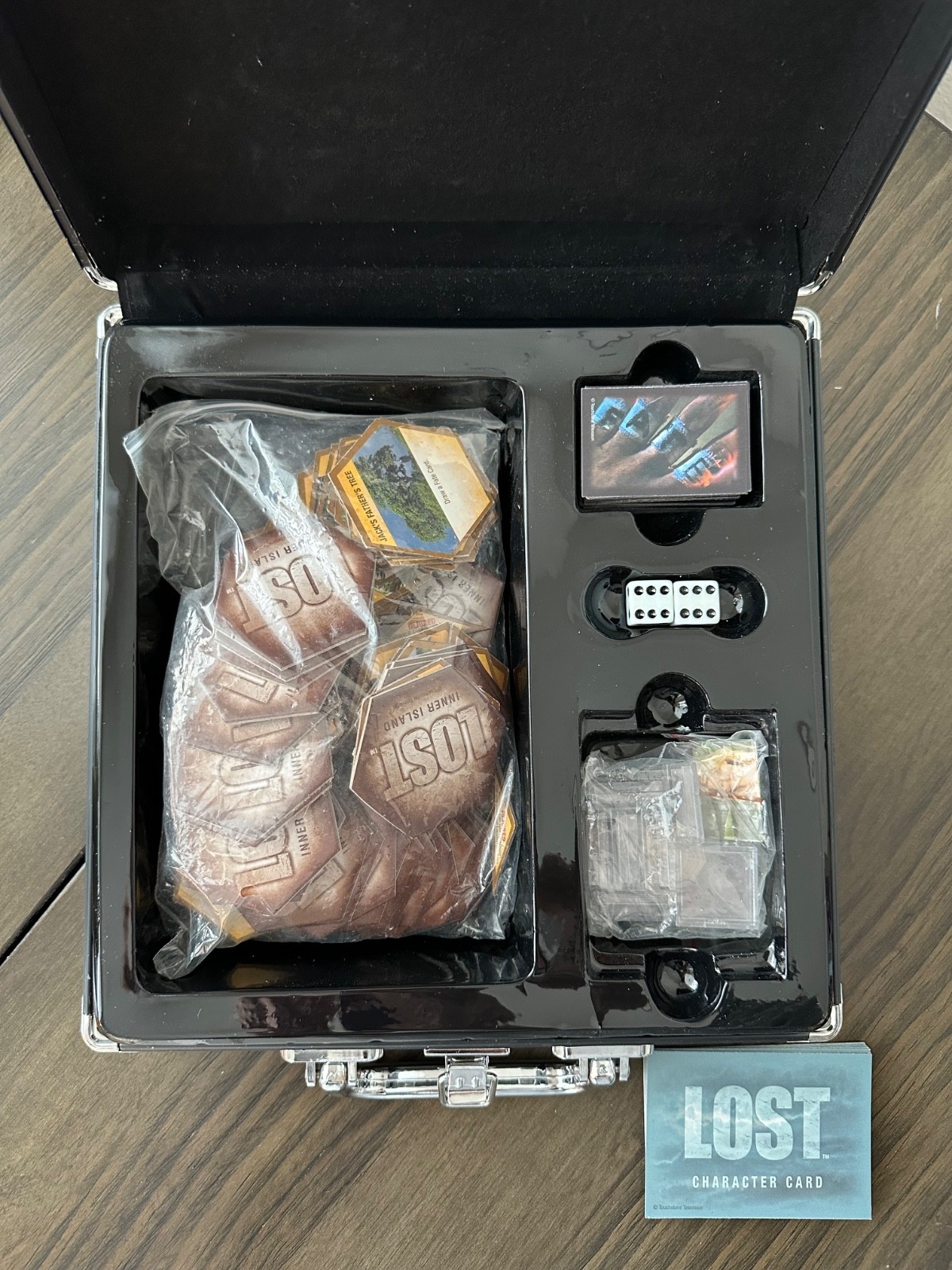 Lost: The Board Game RARE Briefcase Edition, 2006, TV Show, Complete