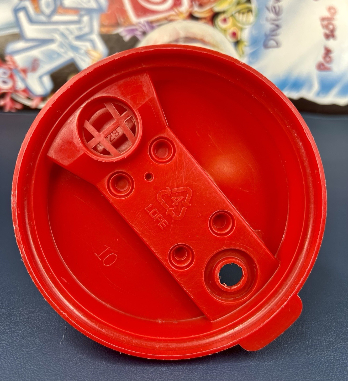 Crazy Bones Hielocos Classic Coca-Cola Series 1 34oz Promotional Cup