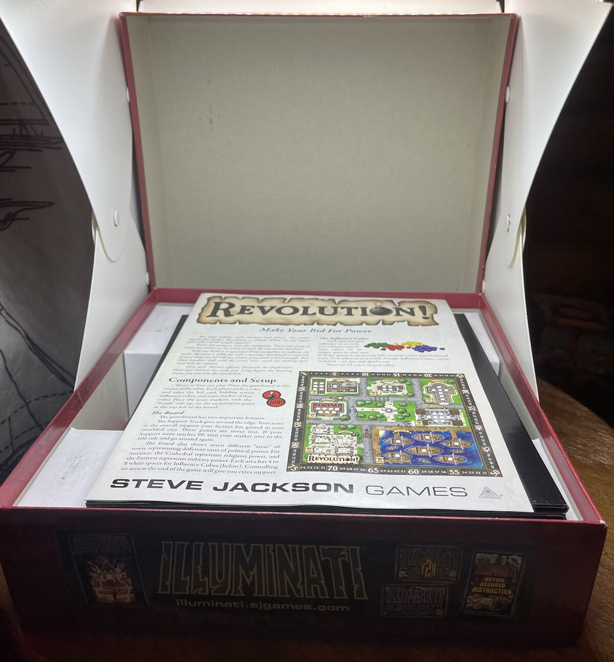 Revolution Board Game Steve Jackson 1st Edition 2nd Printing 100% Complete EUC