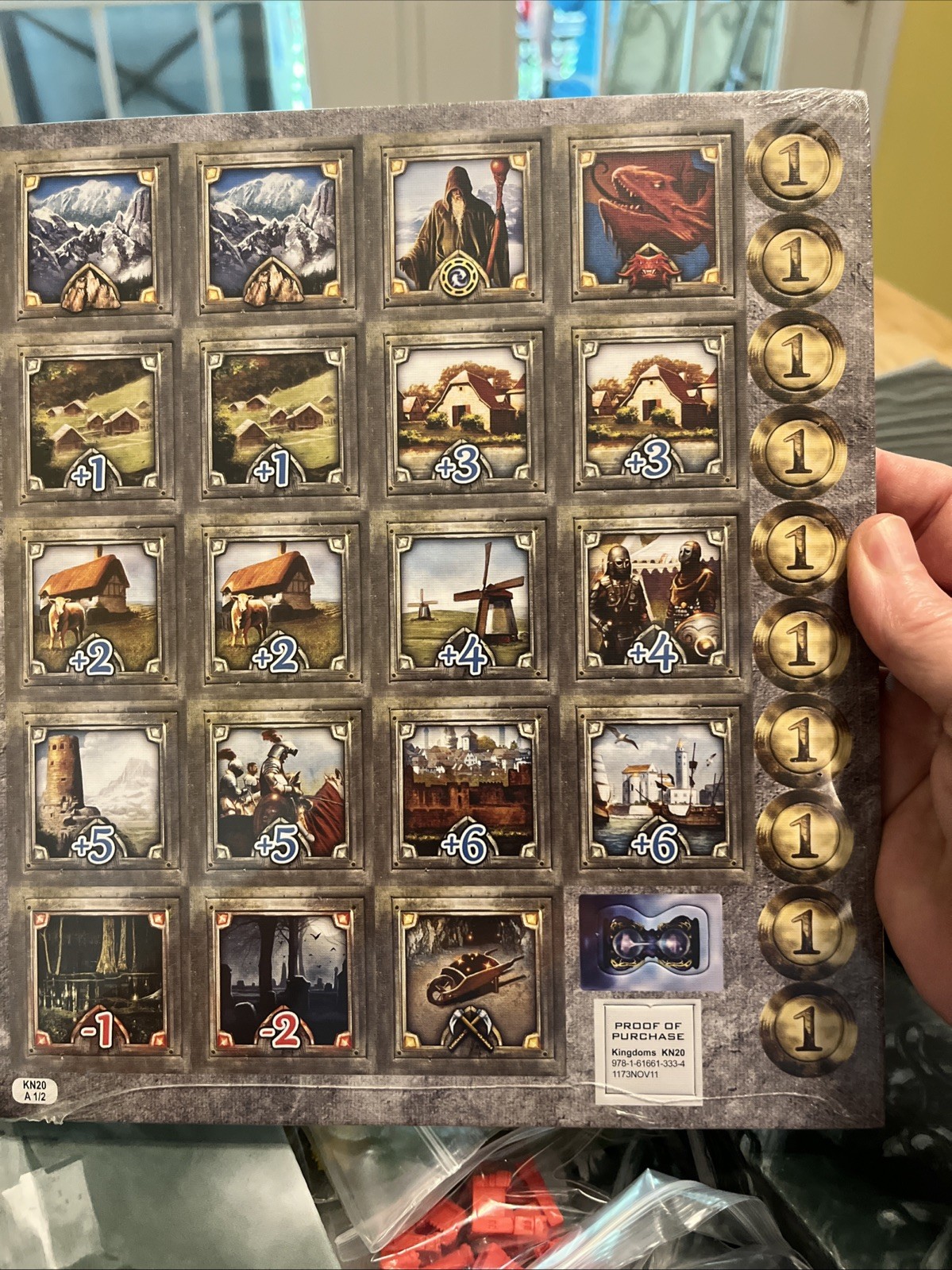 Reiner Knizia Kingdoms BoardGame FantasyFlight 2011 UnplayedUnpunched Box Scuffs