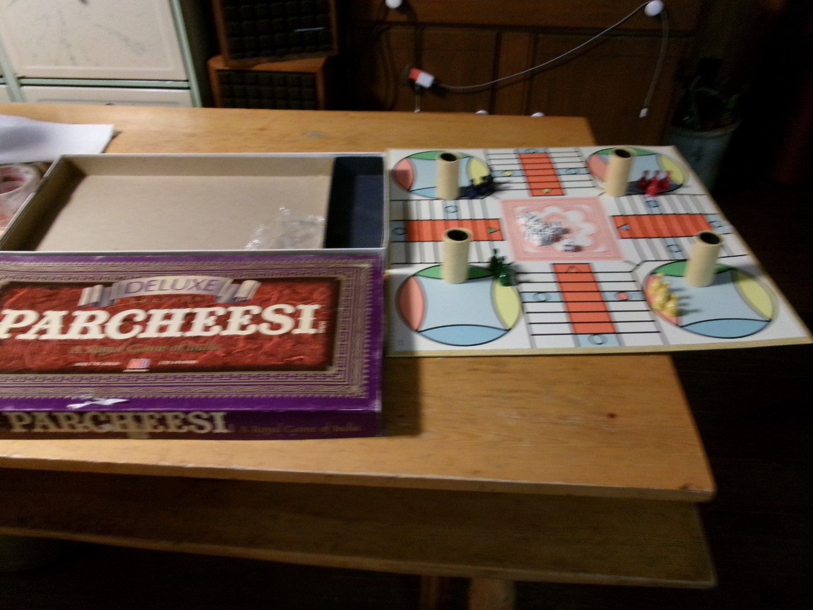 VINTAGE Deluxe Parcheesi COMPLETE Milton Bradley 1989 Classic Strategy