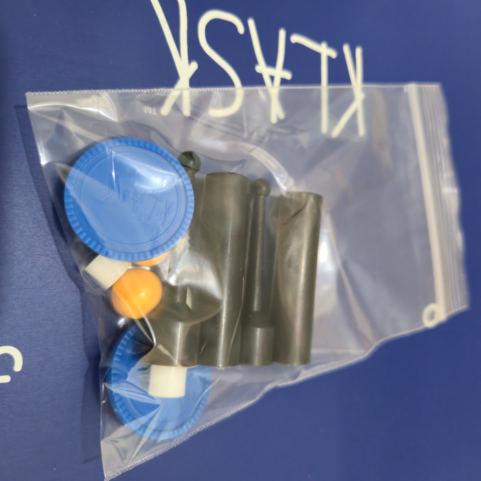 KLASK AN EPIC MAGNETIC BATTLE GAME IN BOX COMPLETE UPGRADED PLEASE READ