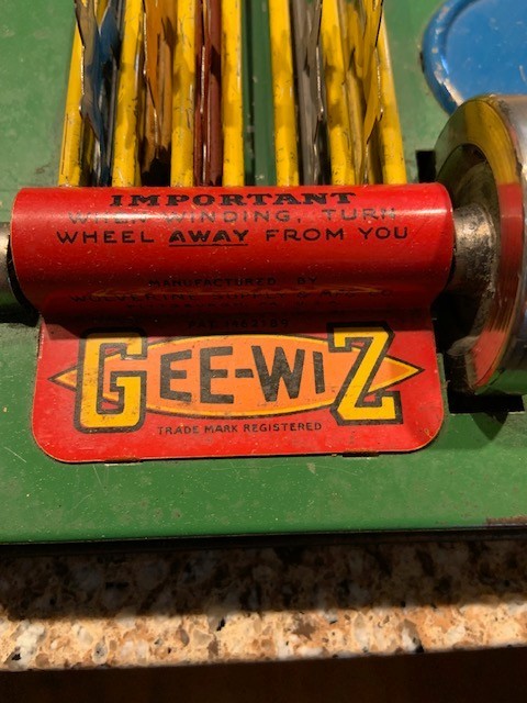 Antique GEE WIZ No. 40 Wolverine Supply Toy Metal Horse Racing Game