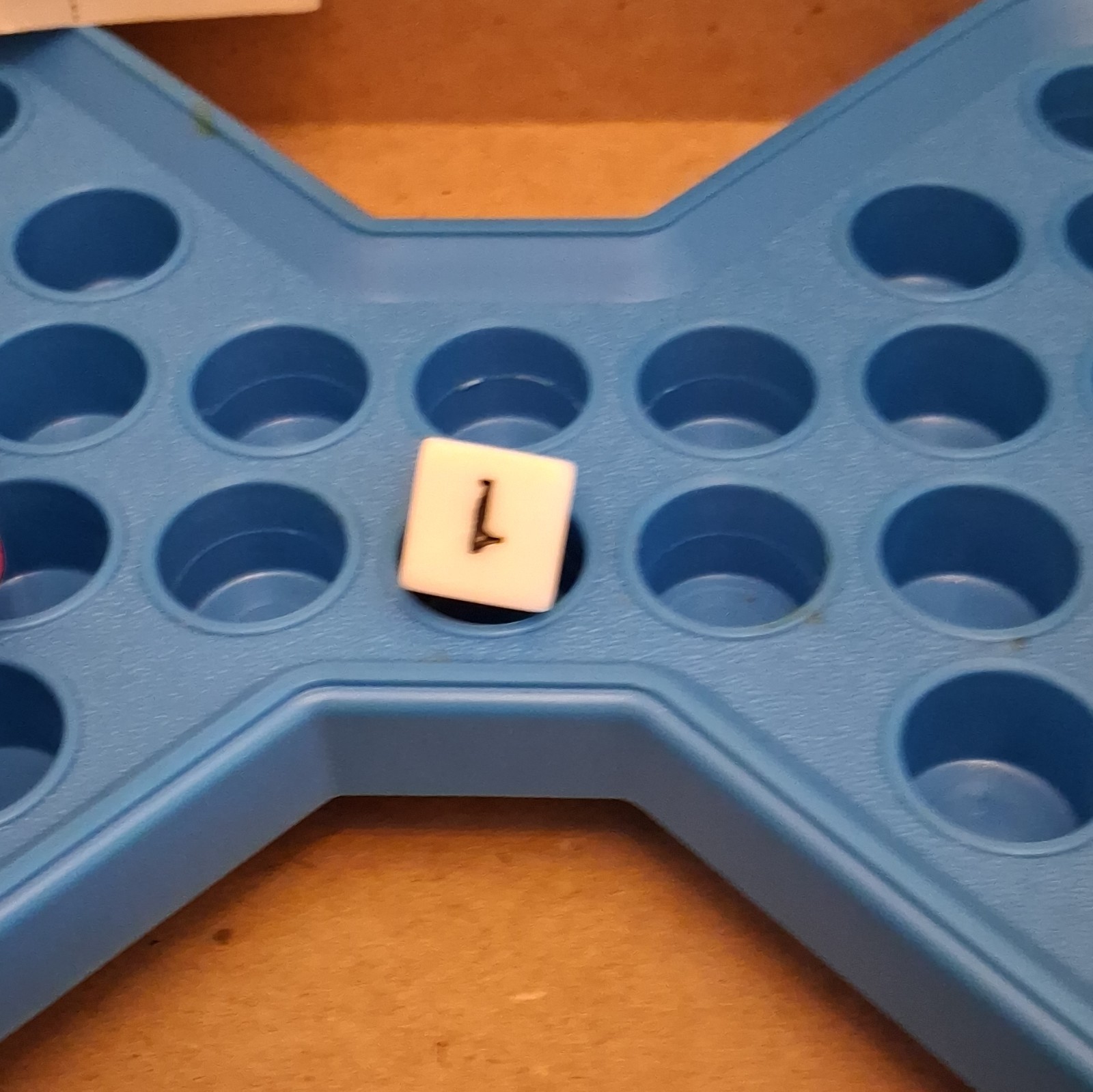 Whitman Quicksand Board Game Race Against Time w/ Sand Timers 2-4 Players 8+