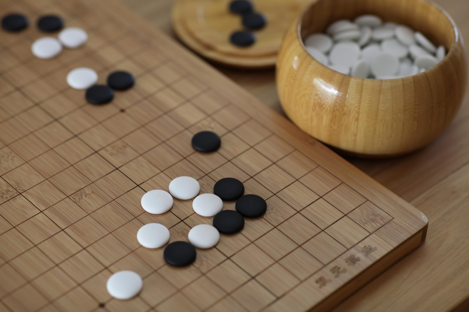 Go Game Set Reversible 19×19 / 13×13 Game Board with Single Convex Ceramic St…