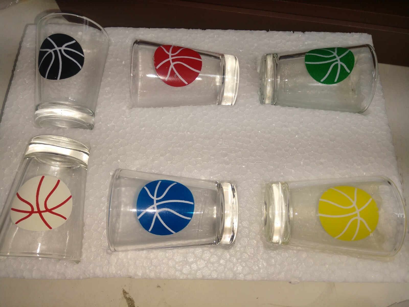 Basketball Drinking Game – 6 Shot Glasses B-Ball Game Night – New in Box
