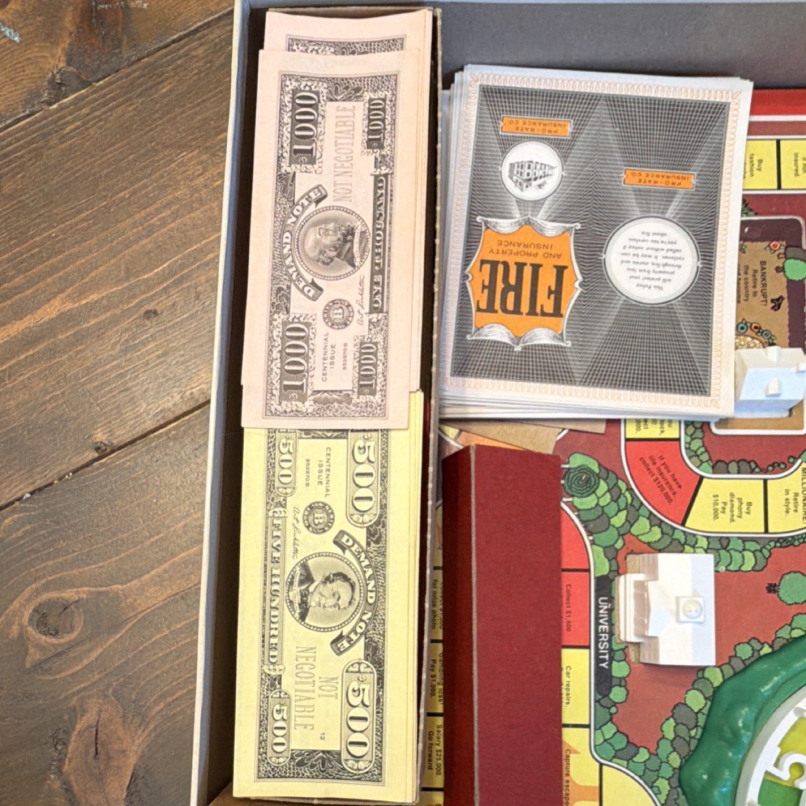 Vintage Milton Bradley The Game of Life 1977 Family Board Game