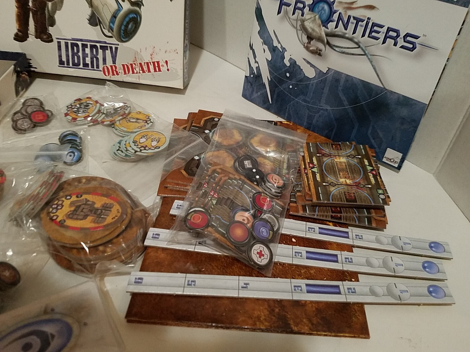 Frontiers – Liberty or Death Boardgame