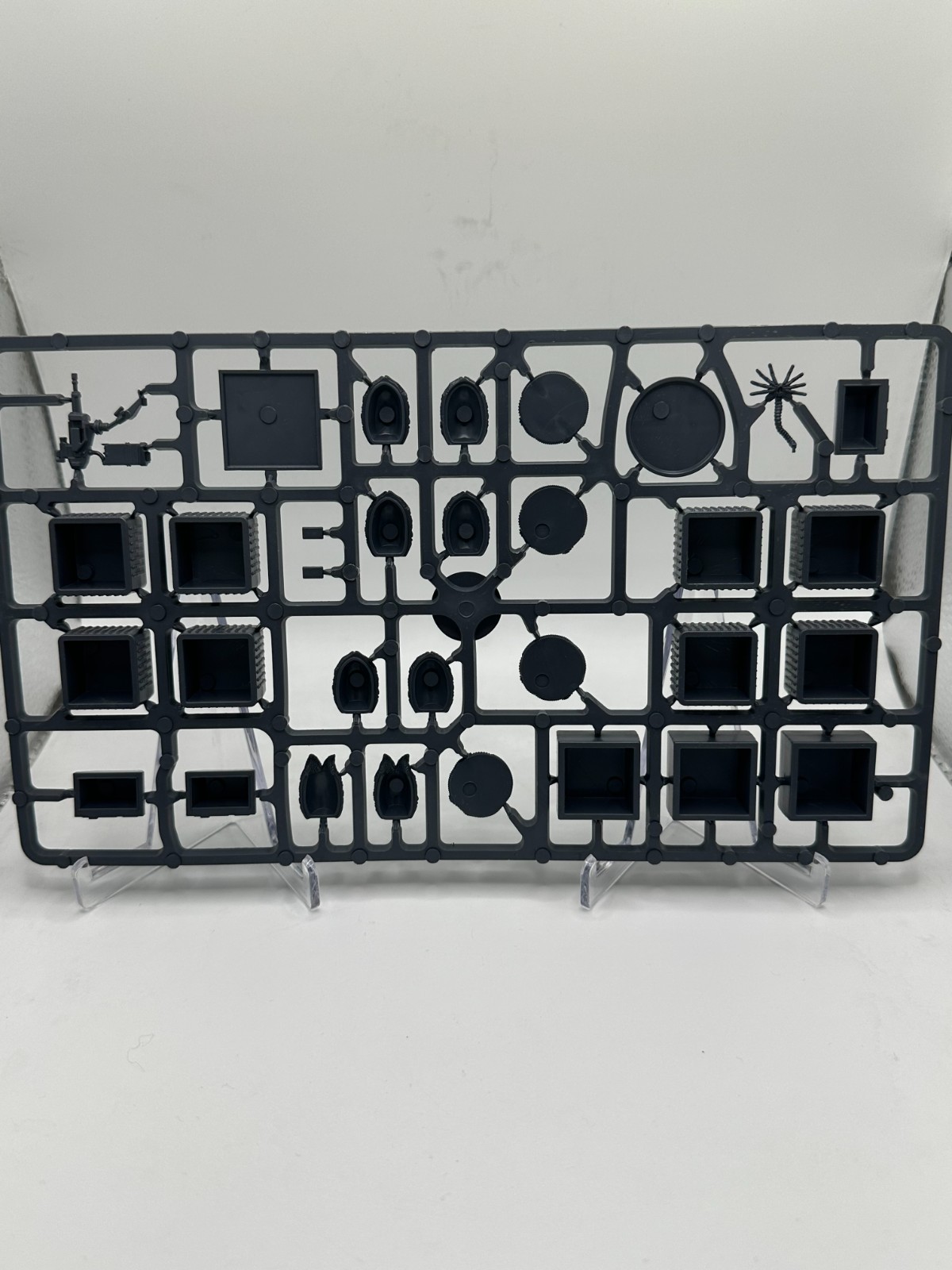 Gale Force 9 Aliens Assets & Hazards Miniature Sprue Unpainted Uncut