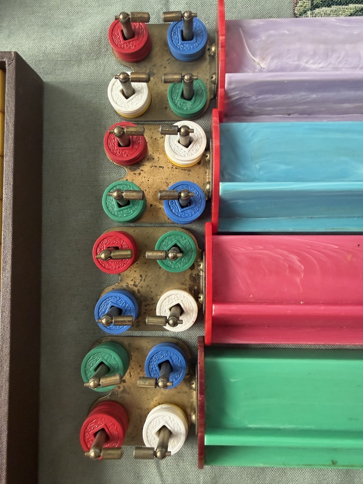 Vintage Mahjong Set Butterscotch Bakelite Tiles & 4 Multicolor Racks