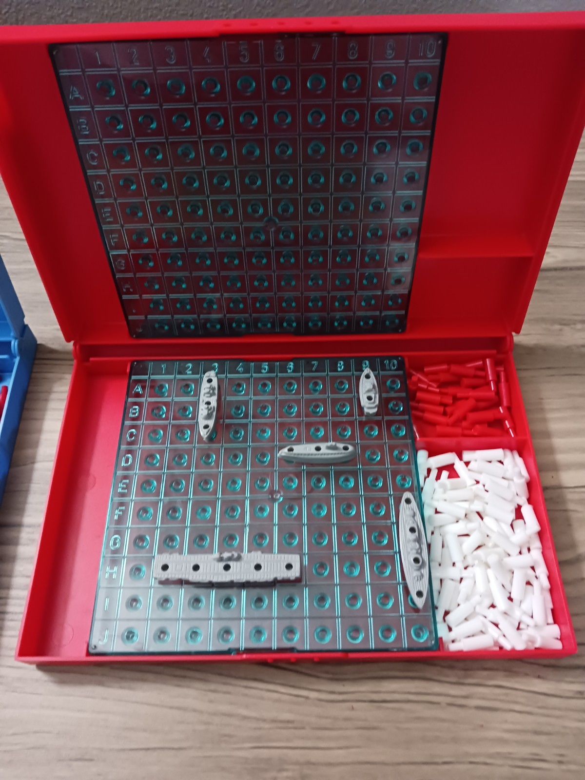Vintage 1971 BATTLESHIP Milton Bradley Board Game complete In Original Box