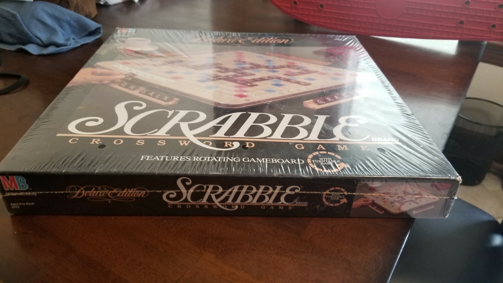 Milton Bradley 4034 Scrabble Deluxe Edition Board Game