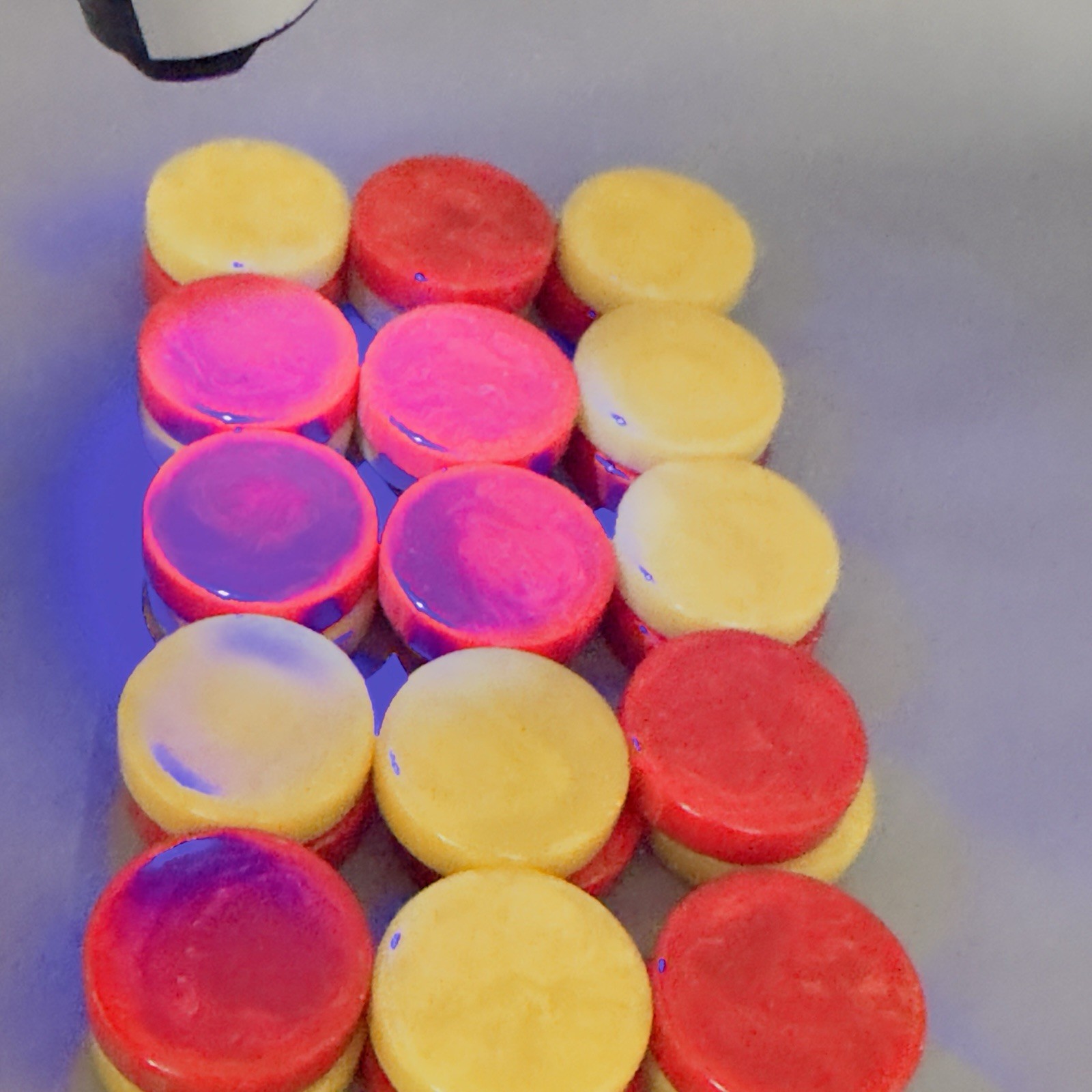 Bakelite Backgammon Checkers Set 30 Pieces Red Yellow Butterscotch Swirl w Dice