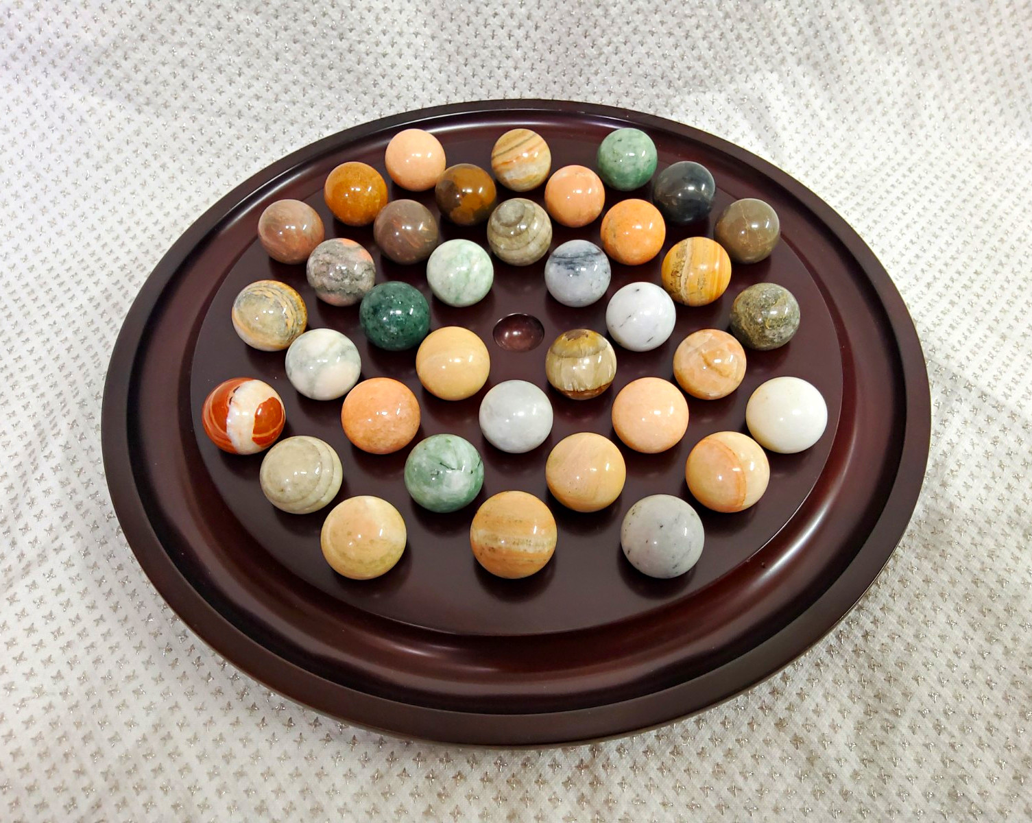 Bombay Company Natural Stone Marbles w/ Solitaire Board Game 1994 Vintage EUC
