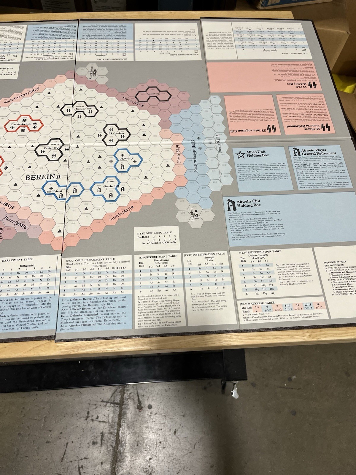 The Plot To Assassinate Hitler Board Game. SPI. Complete. KAS-1030.