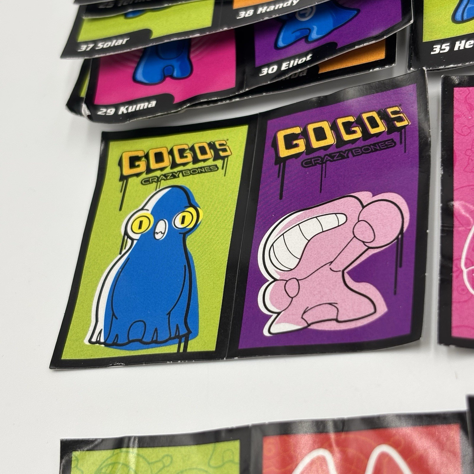 Amazing Graphics Stickers – European Turkey release Urban Toys Gogos Crazy Bones