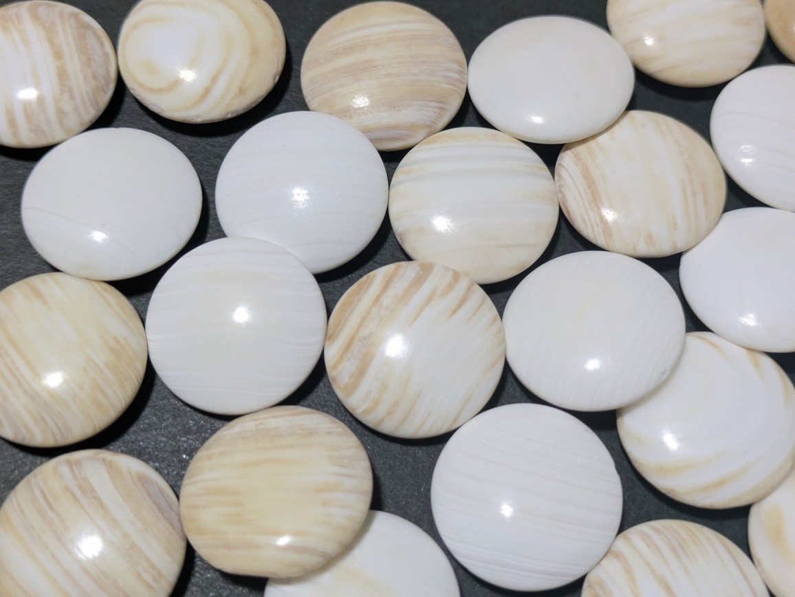 Vintage Suwabute Clam Go Stones Size22 made in Hyuga with Go Bowls Japan