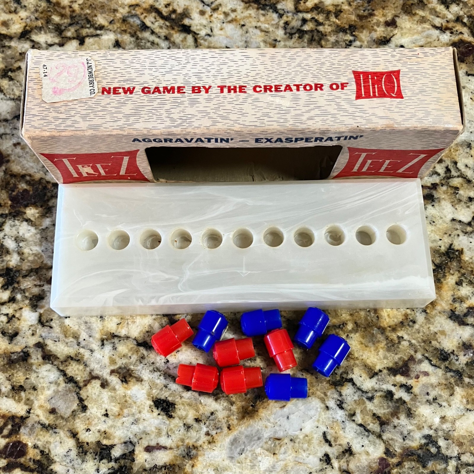 Vintage 1954 Teez Teez Peg Traditional Game in Box, USA