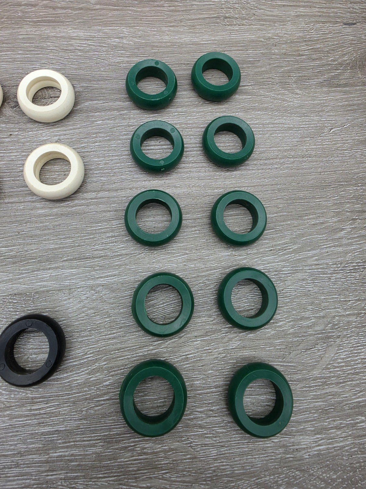 Lot of 38 Carrom Board Game Replacement Pieces And Instructions