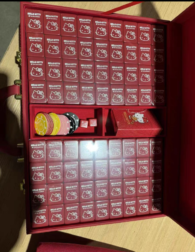 Original SAM’S CLUB Limited Hello Kitty Mahjong SET New Year GIFT
