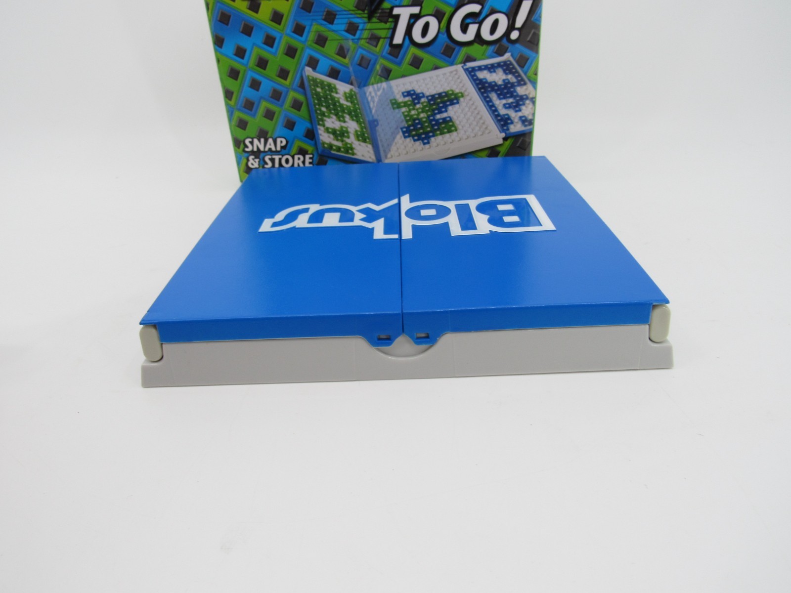 Blokus To Go for 2 Players COMPLETE Mattel 2009 Storage Trays Travel Strategy