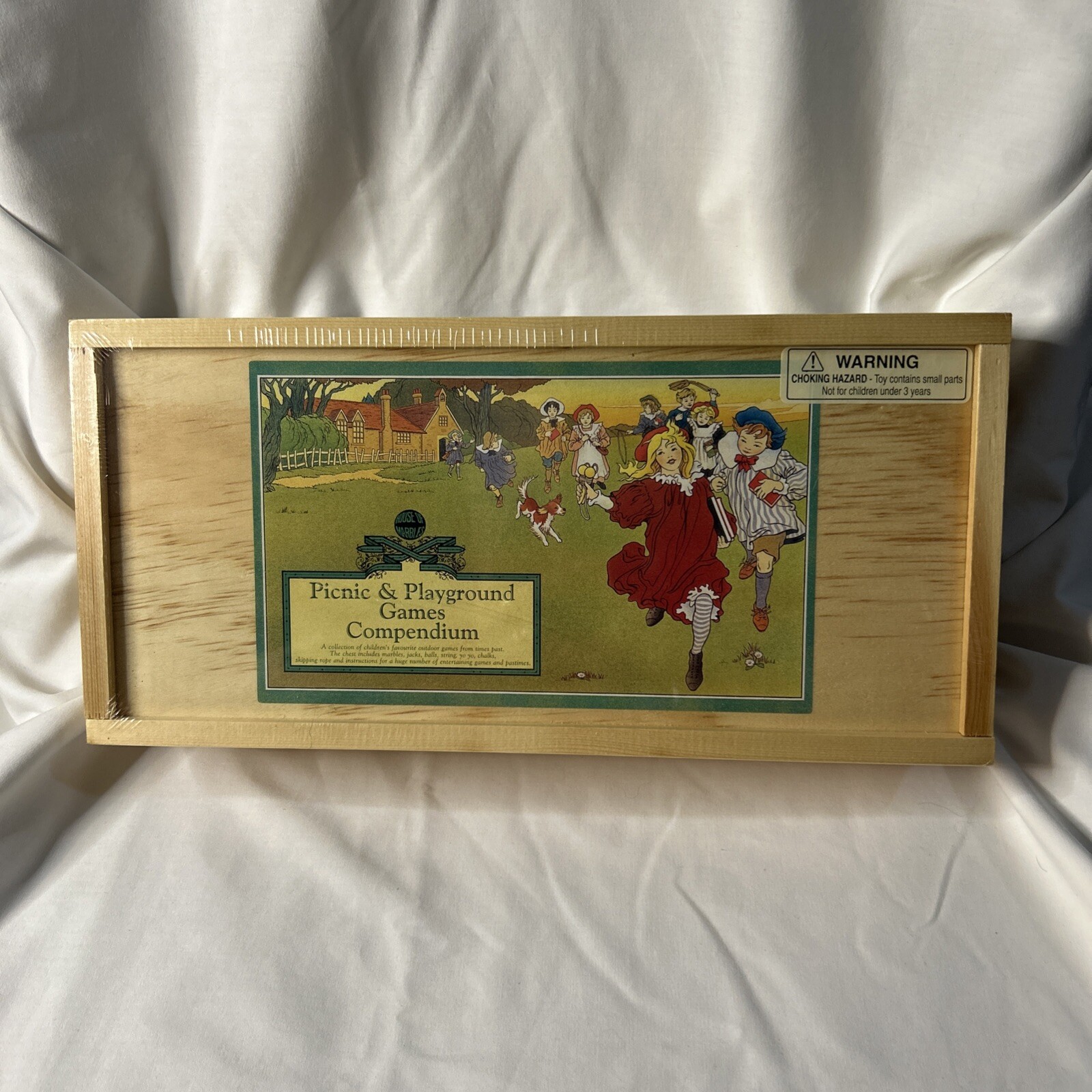 House of Marbles Picnic & Playground Games Compendium NEW In Wooden Box SEALED