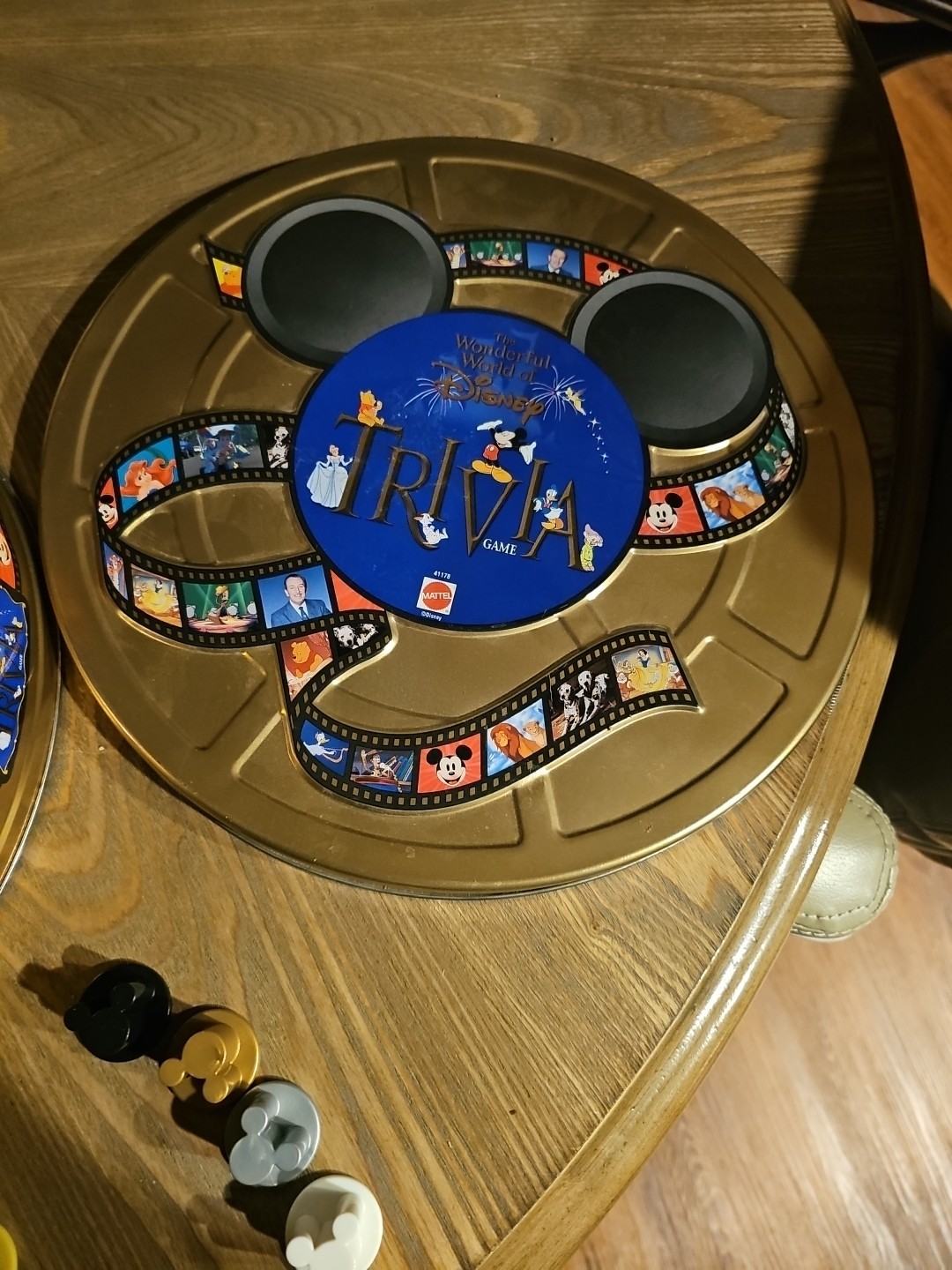 Walt Disney Trivia The Wonderful World of Disney Trivia Game Gold Tin No Instruc