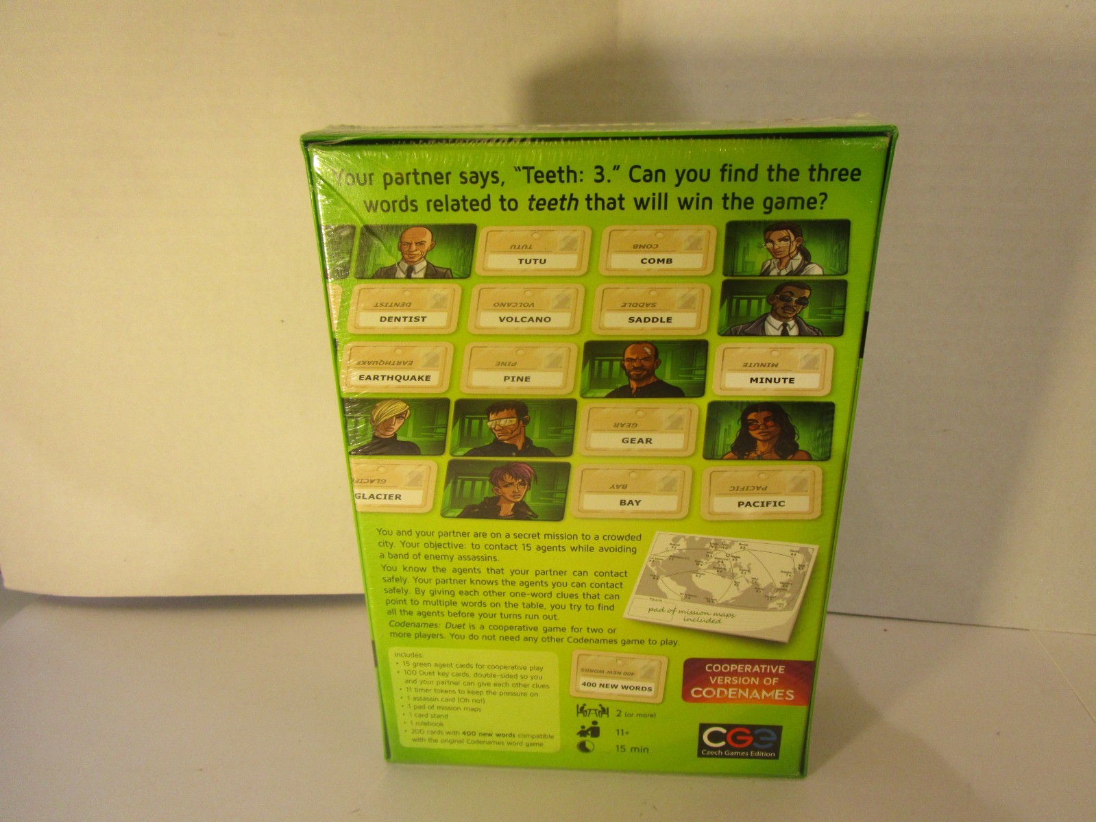 Codenames Duet from Vlaada Chvatil & Scot Eaton by Czech Games Edition- NEW #T33